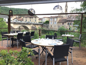 SAINT-ANTONIN NOBLE VAL  FONDS DE COMMERCE RESTAURANT EN  P